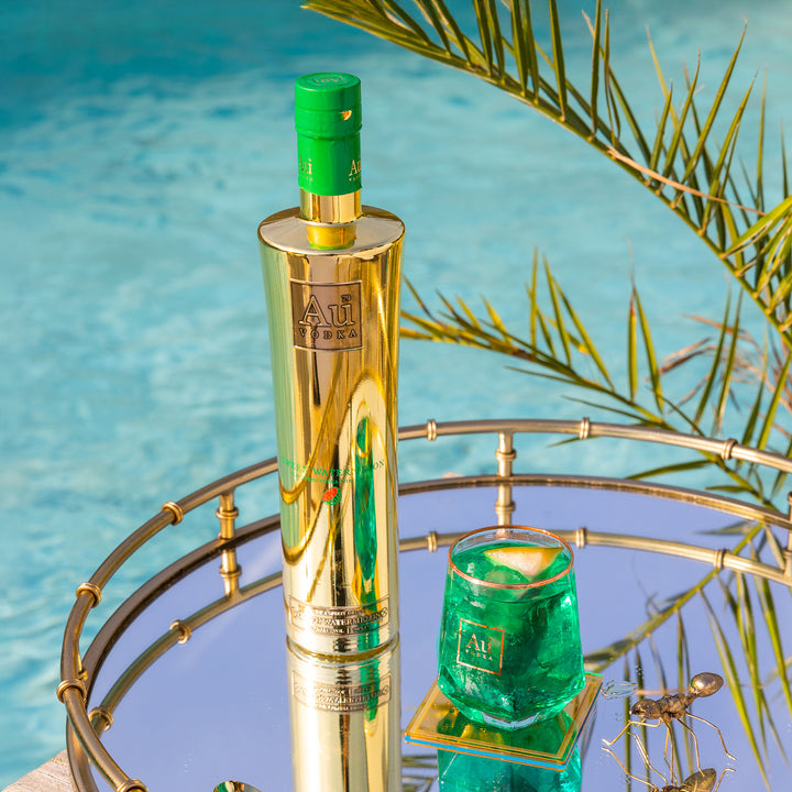 Au Vodka 70cl & FREE Diamond Cut Glass