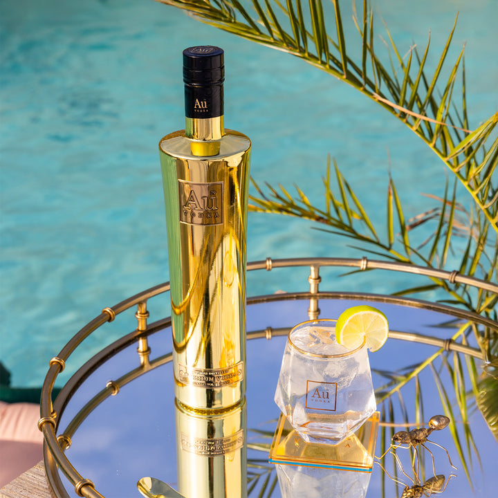 Au Vodka 70cl & FREE Diamond Cut Glass
